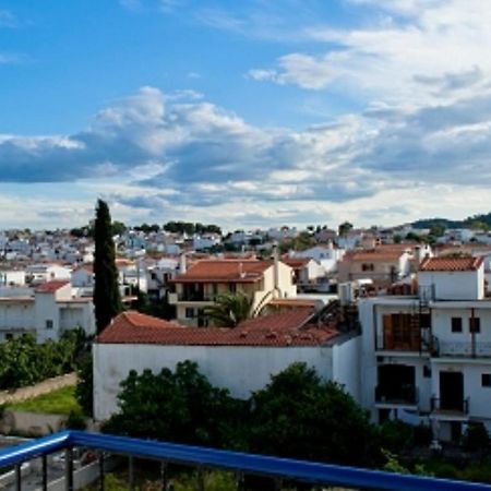 Syraina Apartments Skiathos Town Ngoại thất bức ảnh