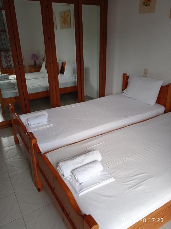 Syraina Apartments Skiathos Town Ngoại thất bức ảnh
