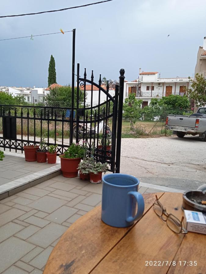 Syraina Apartments Skiathos Town Ngoại thất bức ảnh
