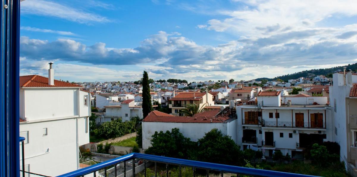 Syraina Apartments Skiathos Town Ngoại thất bức ảnh