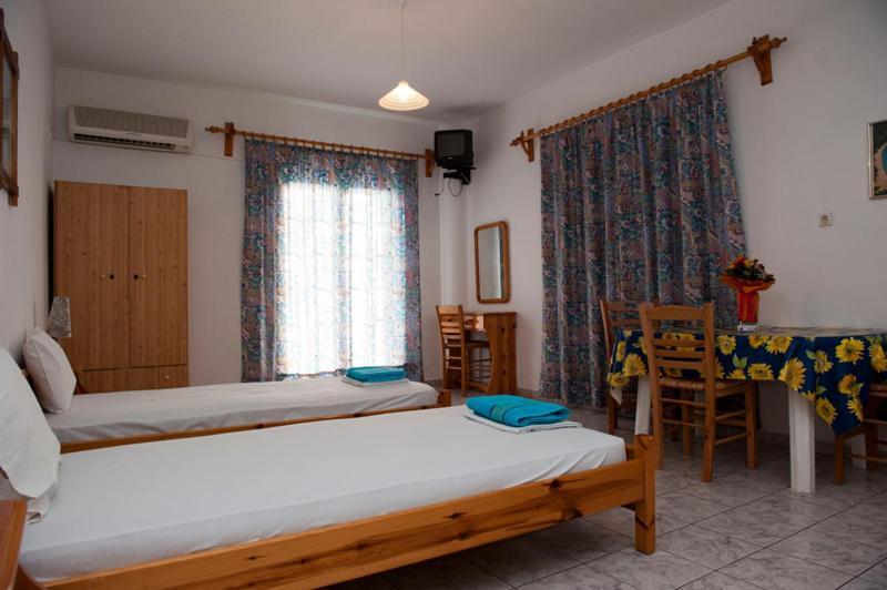 Syraina Apartments Skiathos Town Ngoại thất bức ảnh
