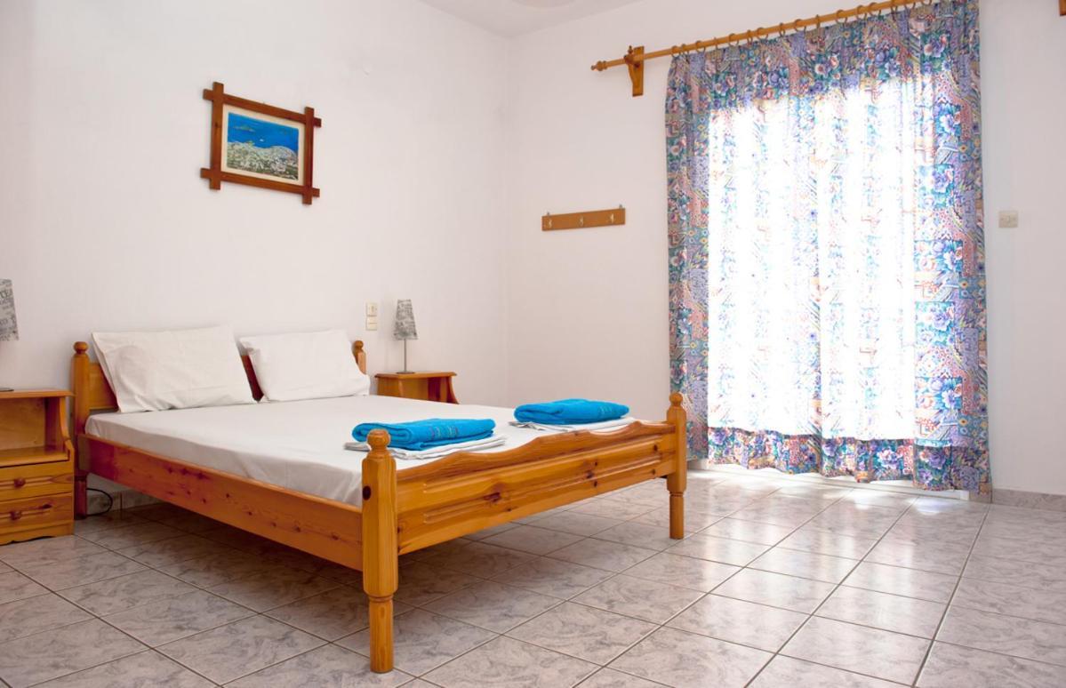 Syraina Apartments Skiathos Town Ngoại thất bức ảnh