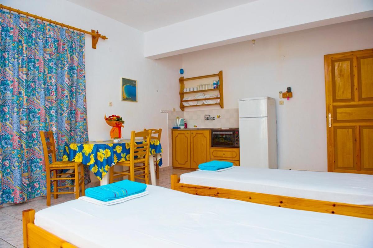 Syraina Apartments Skiathos Town Ngoại thất bức ảnh