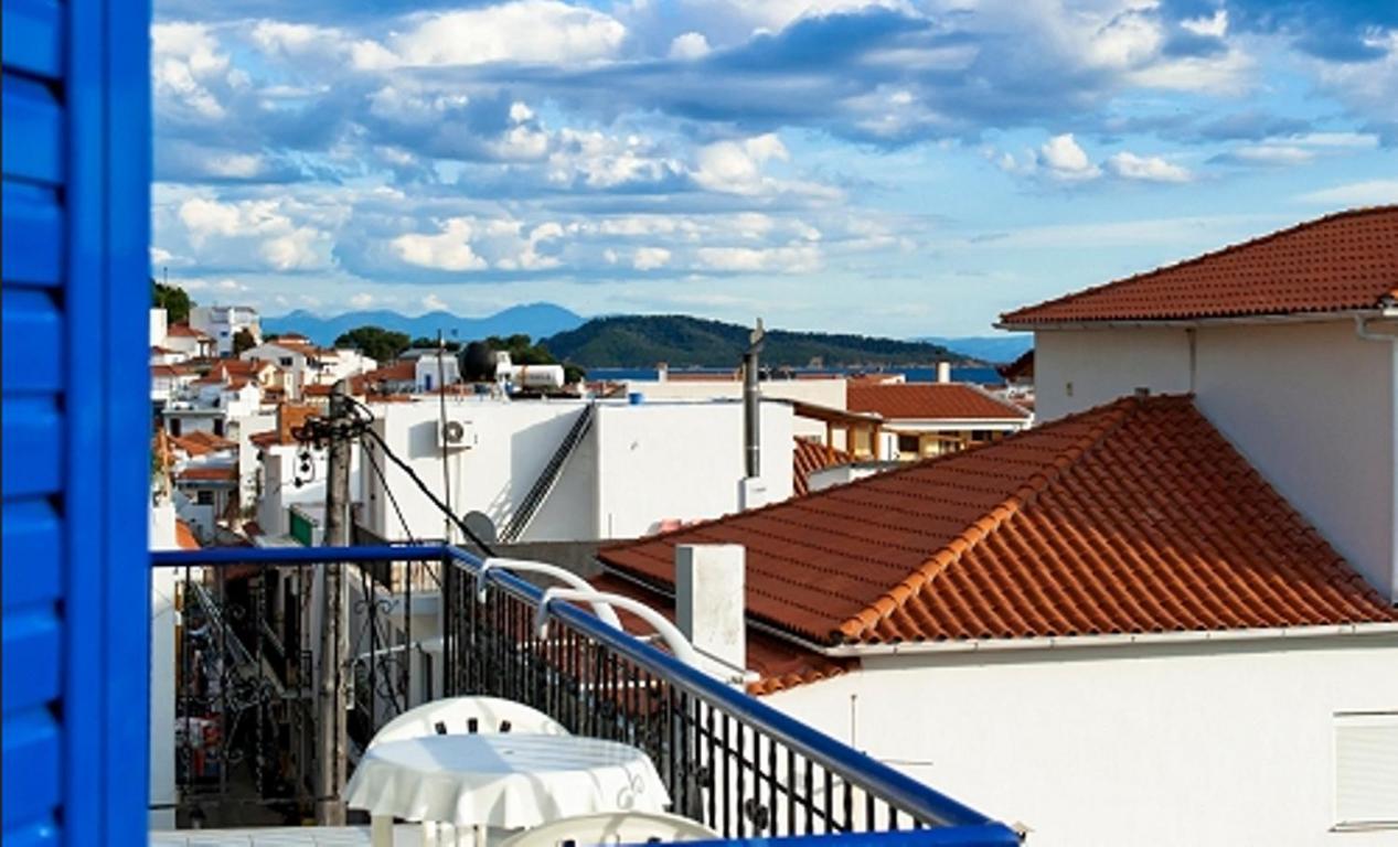 Syraina Apartments Skiathos Town Ngoại thất bức ảnh
