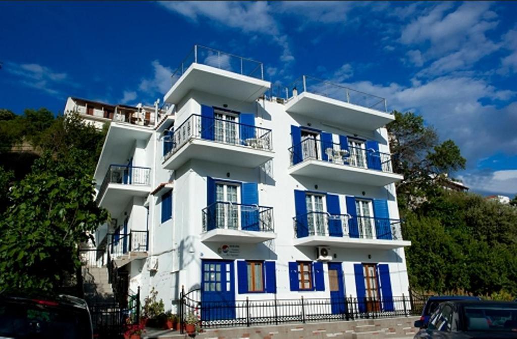 Syraina Apartments Skiathos Town Ngoại thất bức ảnh
