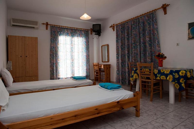 Syraina Apartments Skiathos Town Ngoại thất bức ảnh