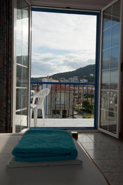 Syraina Apartments Skiathos Town Ngoại thất bức ảnh