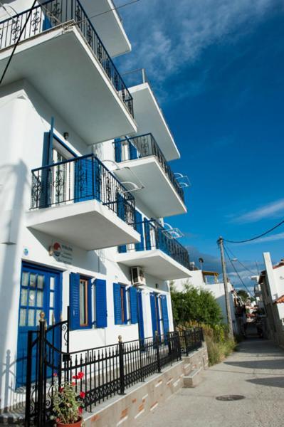 Syraina Apartments Skiathos Town Ngoại thất bức ảnh