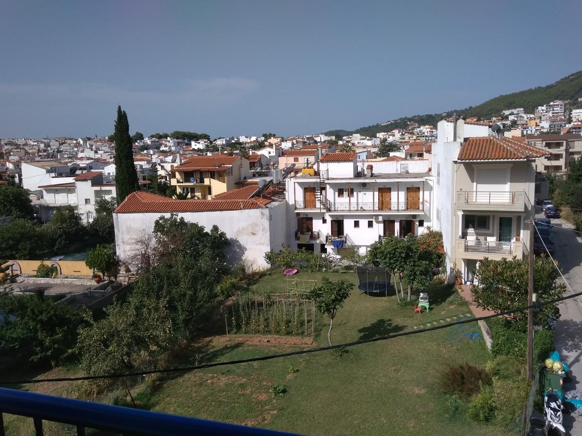 Syraina Apartments Skiathos Town Ngoại thất bức ảnh
